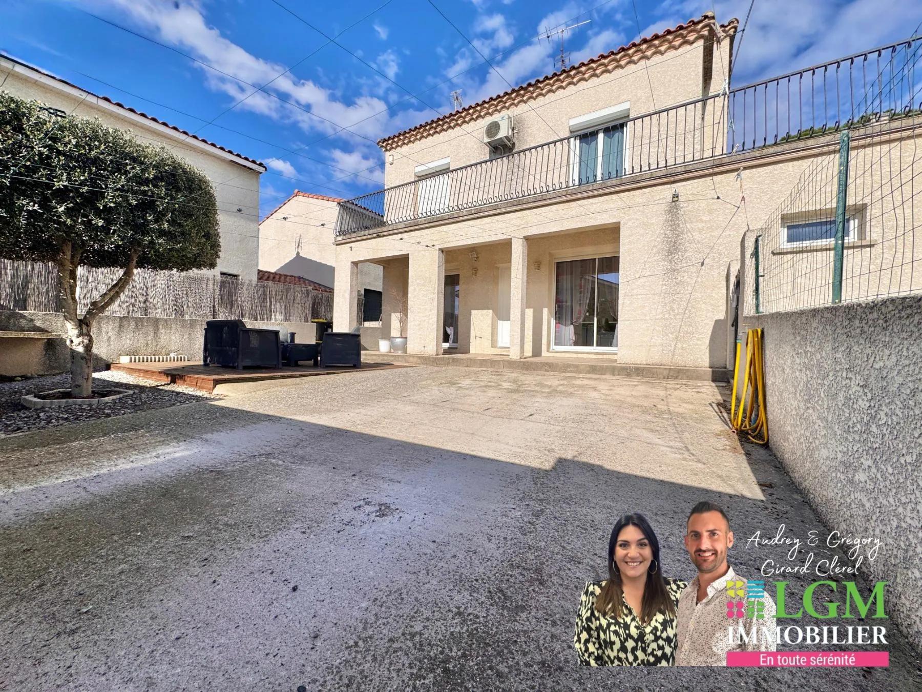 T5 en rez-de-jardin, 4 chambres, 220m2 de jardin, 2 places de parking
